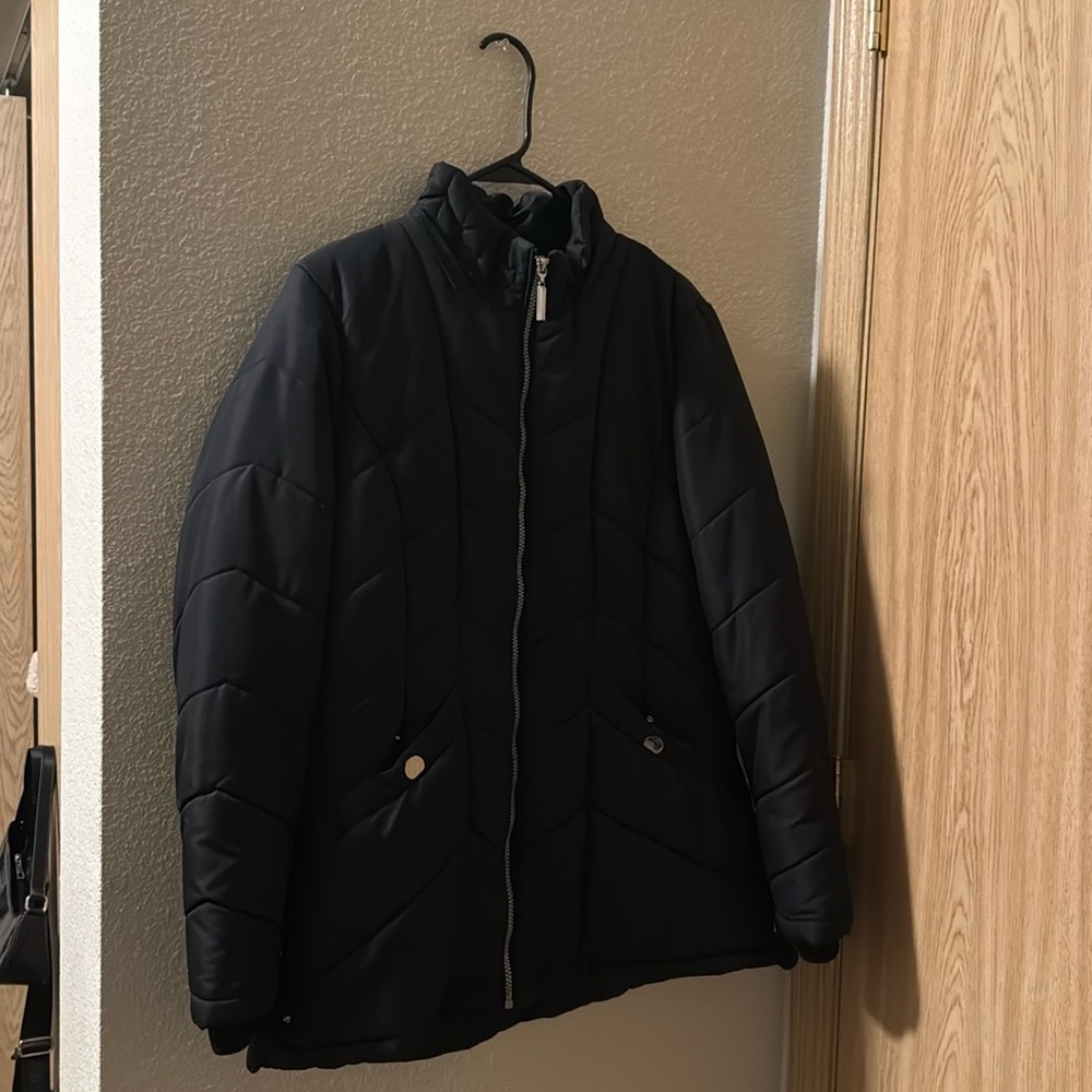 Brand: Northcrest
Black winter coat